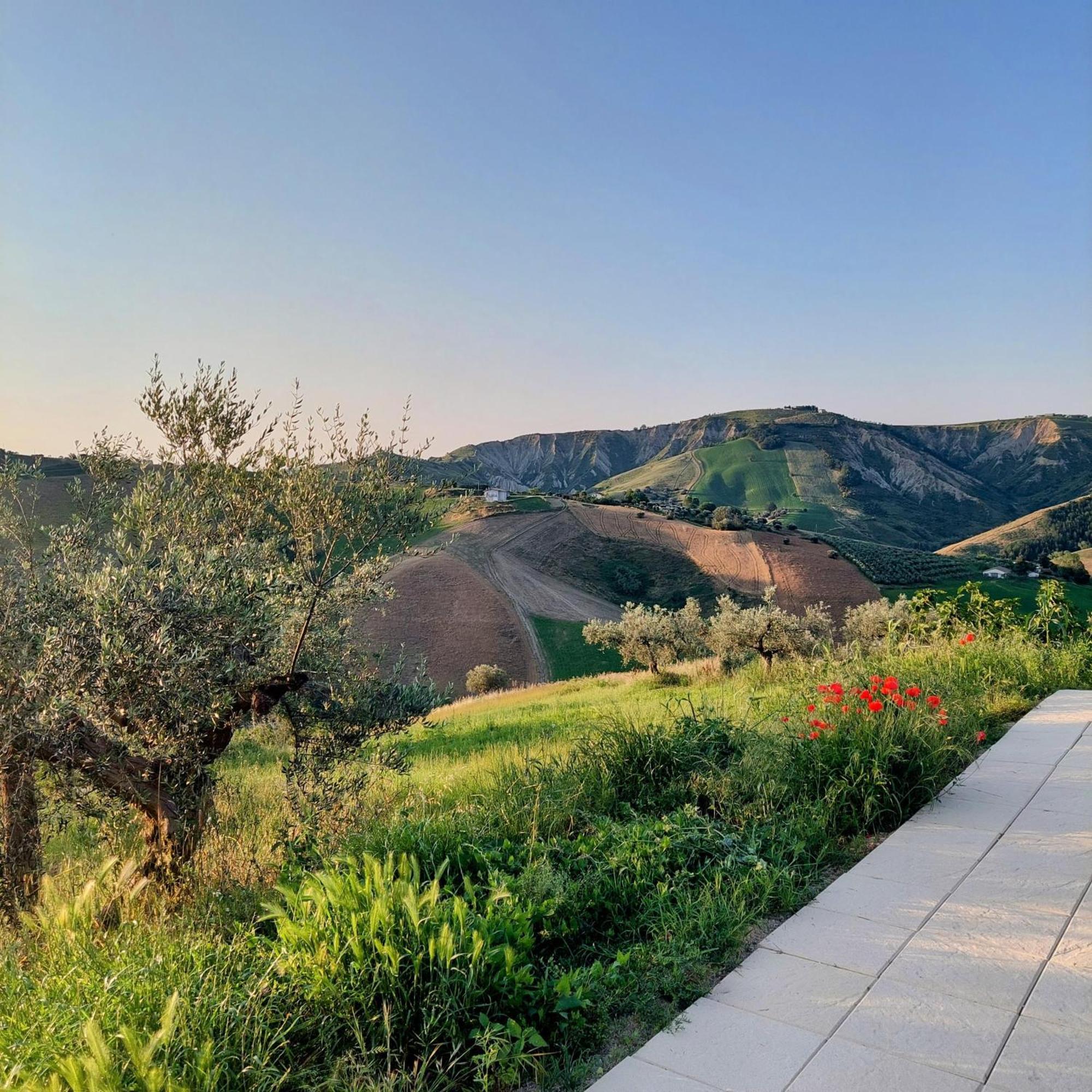 Villa Ferranti Abruzzo Montefino Exterior photo